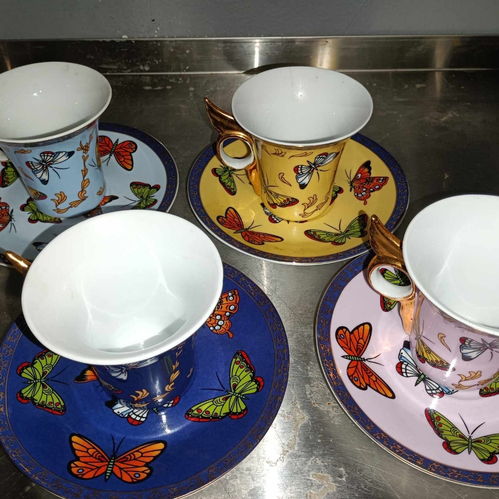Butterfly tea set